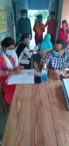 Grih Saundarya | 100 लोगों को पड़े कोरोना के टीके